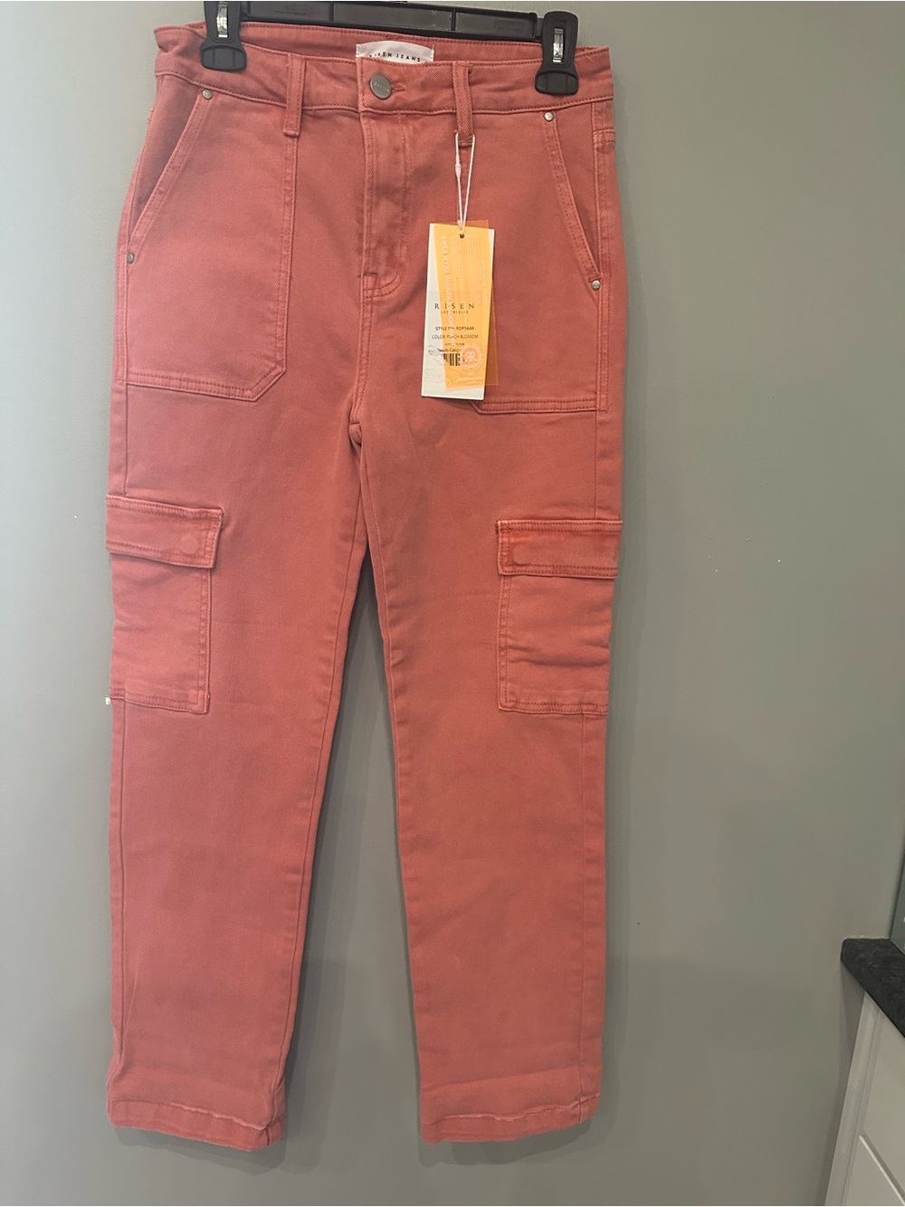 Risen Peach Blossom High-Rise Cargo Jeans Size 7/28 - Picture 8 of 10